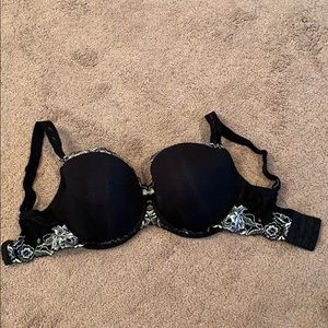 Black bra 32G